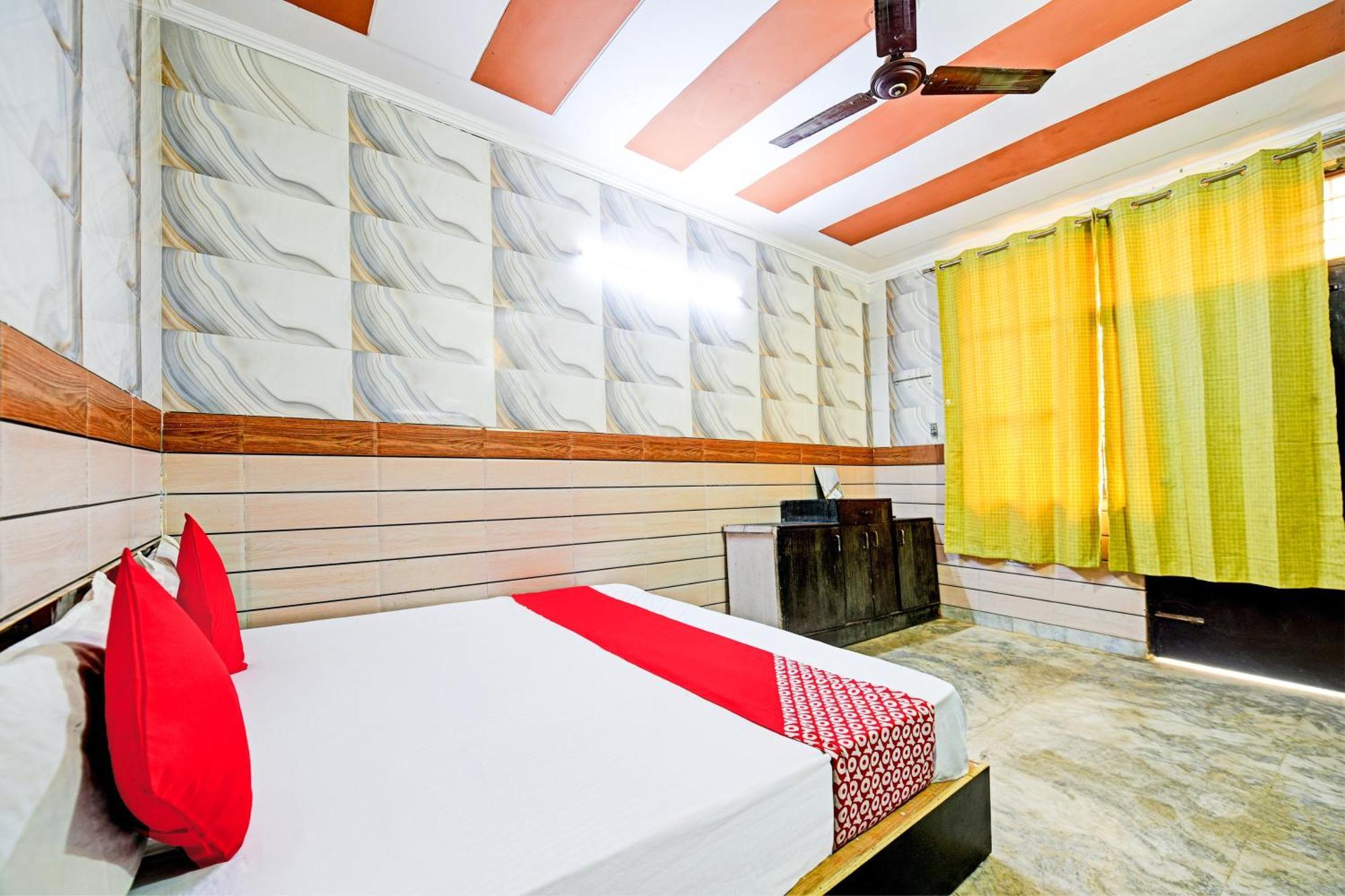 Hotel O Granville Nuova Delhi Esterno foto
